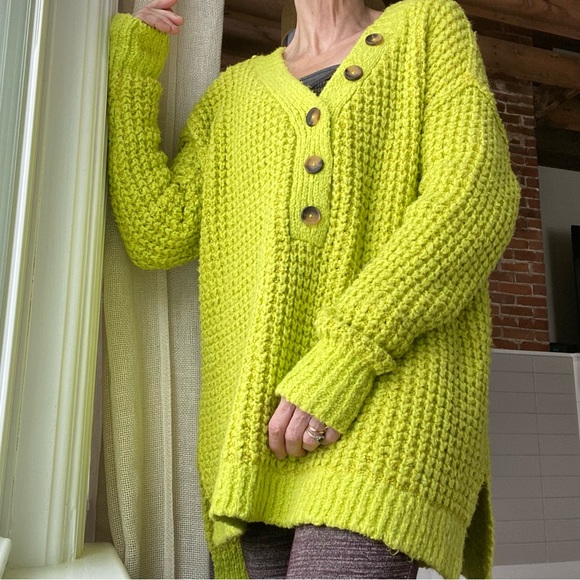 Free People sweater - Picture 4 of 15